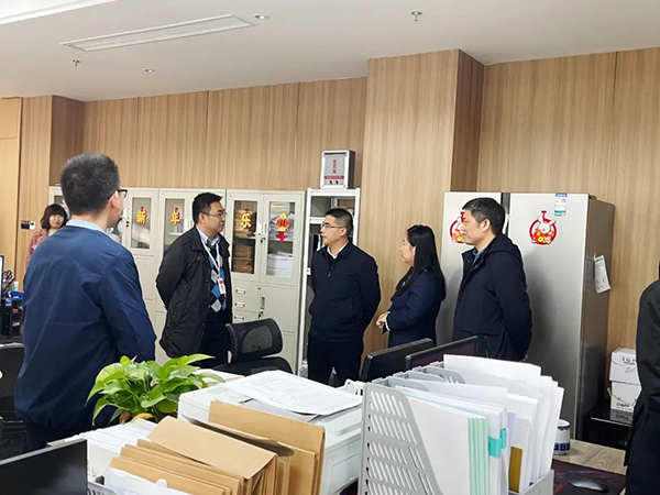 江西省信息中心主任杜军龙一行走访调研开元网页