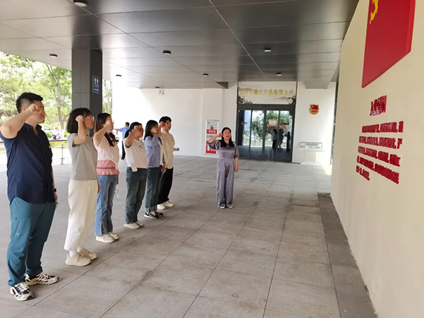 开元网页党支部开展党纪学习实地研学教育活动