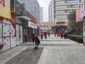 开元网页党支部开展“清捡垃圾促文明 美化环境我先行”志愿者活动